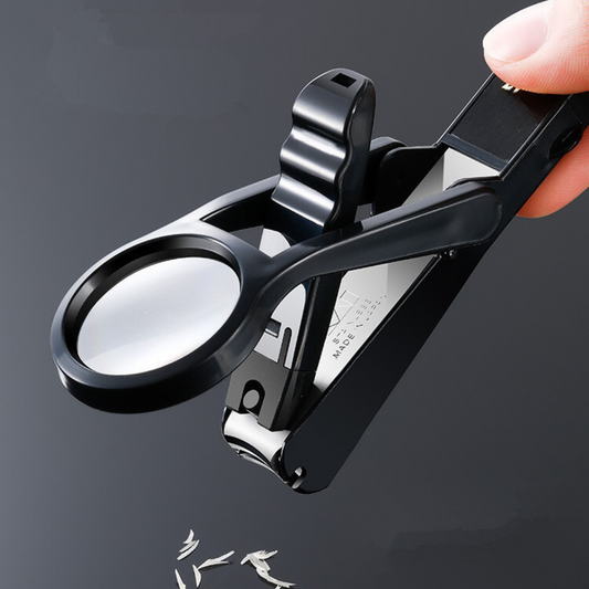 Nail Clippers with Magnifying Glass